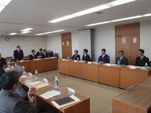 第1回恵庭駅西口土地区画整理審議会が開催されている写真