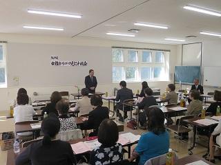 「女性ネットワークえにわ定期総会」にて挨拶をしている原田市長の写真1
