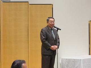 全国市議会議長会基地協議会北海道部会意見交換会で挨拶する原田市長の写真2