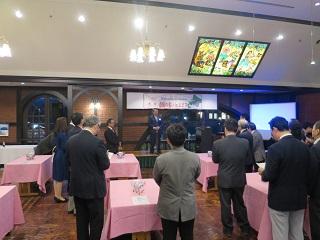 恵庭の集いINエビスにて挨拶をする原田市長の写真1