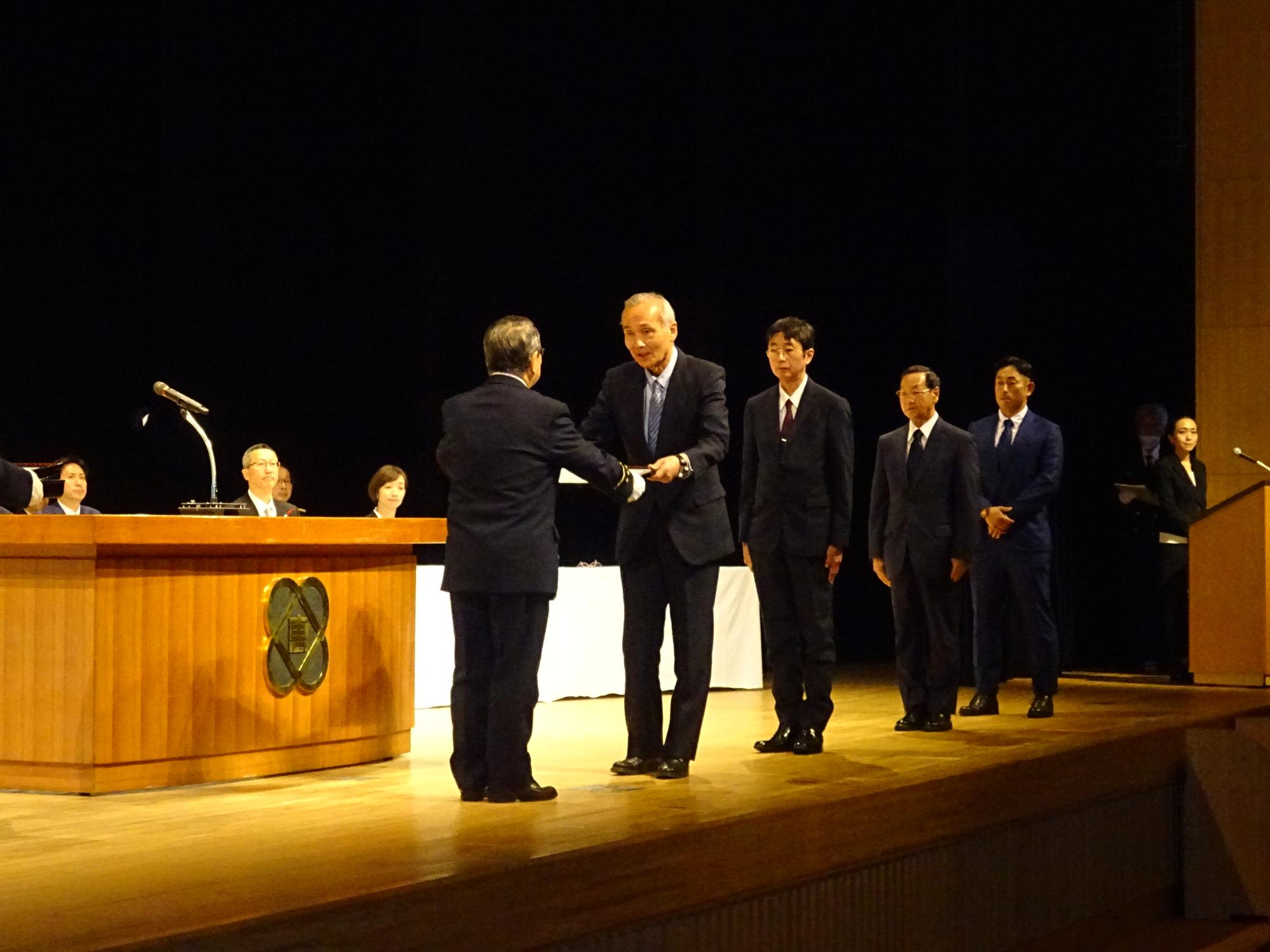 消防団協力事業所への感謝状贈呈